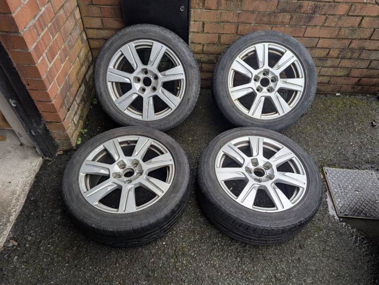 Audi alloys 17 inch - 5 wheels 