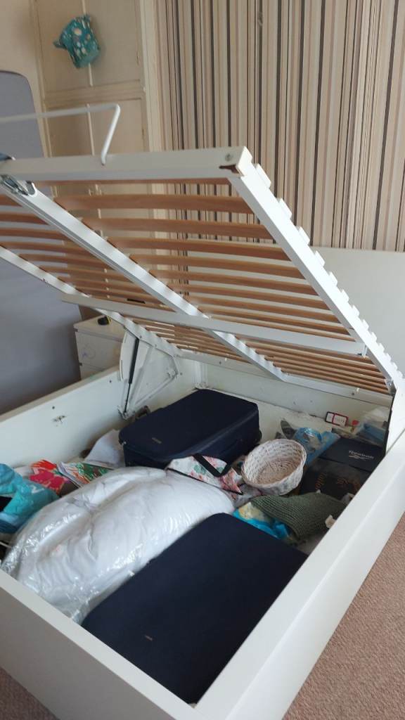 Ottoman Queen bed with Mattress 