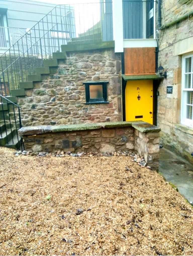 1 double room to rent main door meadows 