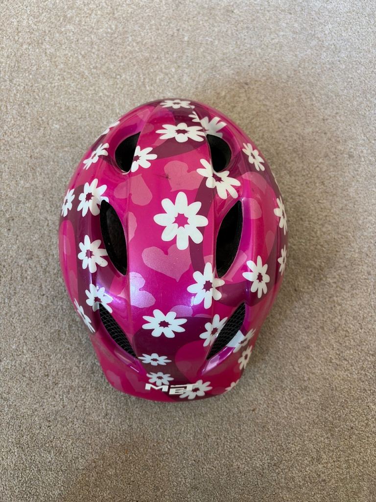Child’s bike/cycle helmet