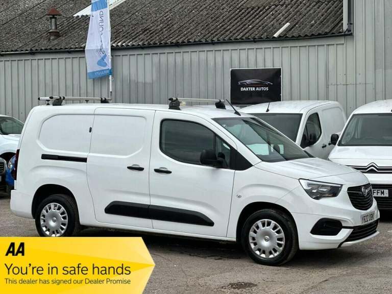 2022 Vauxhall Combo 1.5 Turbo D 2300 Sportive L2 H1 Euro 6 4dr PANEL VAN Diesel Manual
