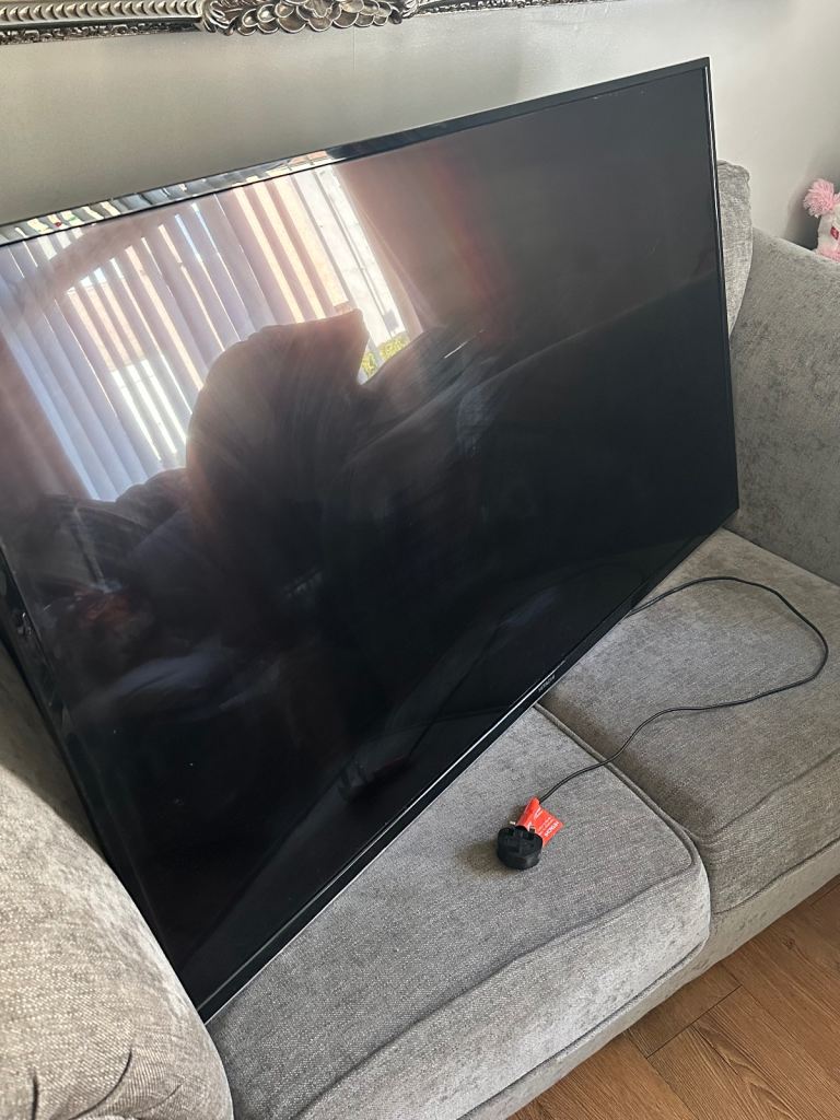 55 inch hitachi tv no remote 