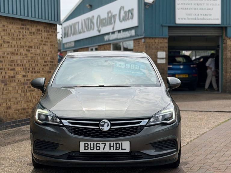 2017 Vauxhall Astra 1.4T 16V 125 Tech Line Nav 5dr HATCHBACK PETROL Manual