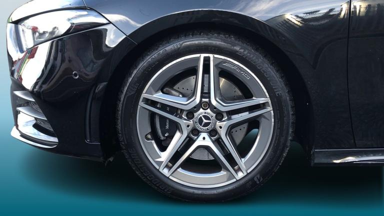 2019 Mercedes-Benz A-Class A 220 AMG LINE PREM + 4MA Hatchback Petrol Automatic