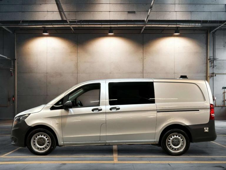 2015 Mercedes-Benz Vito 114CDI BlueTec Crew Van PANEL VAN DIESEL Automatic