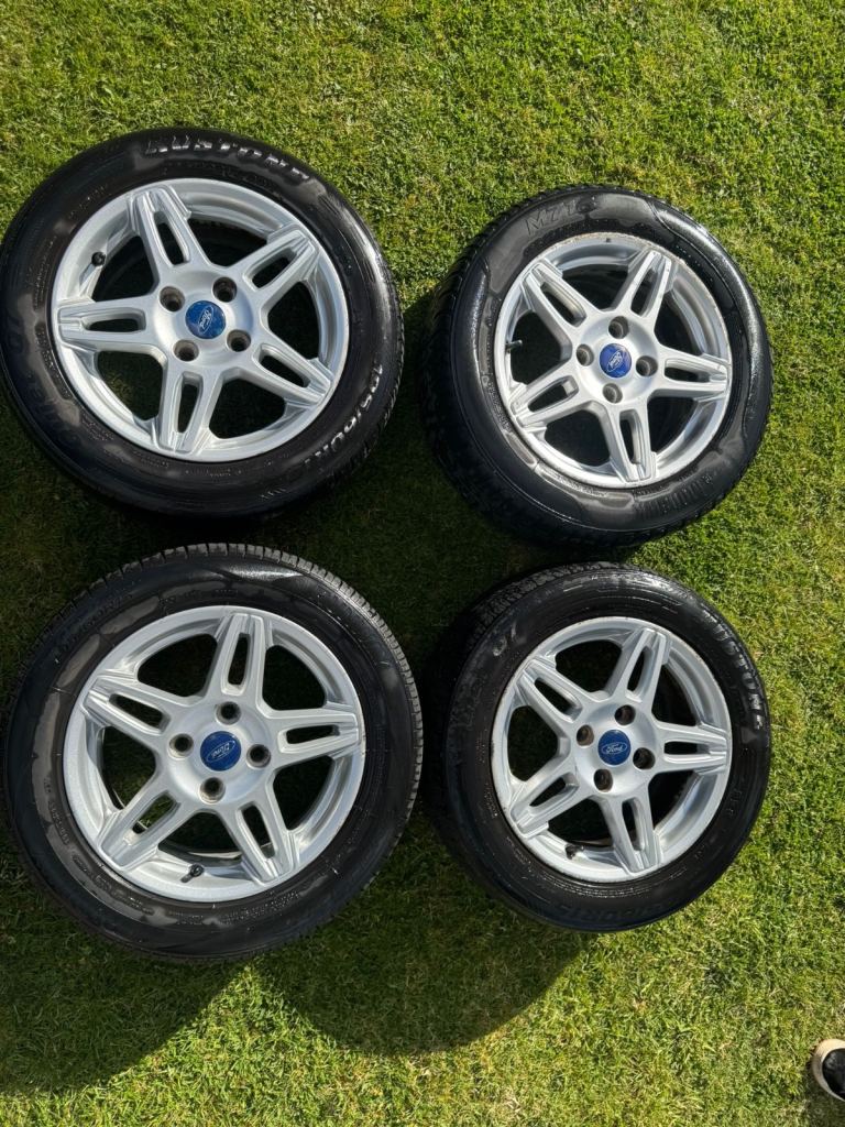 Ford Firsta 15 inch alloy wheels