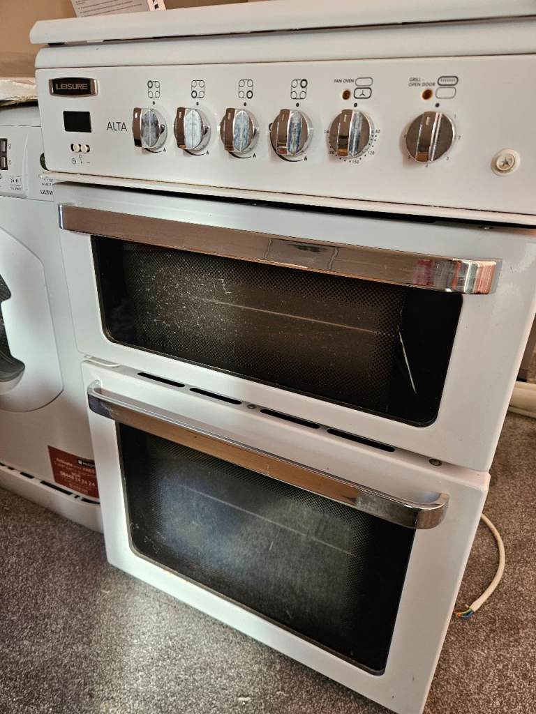 Logik Freestanding Gas Cooker with Double Oven