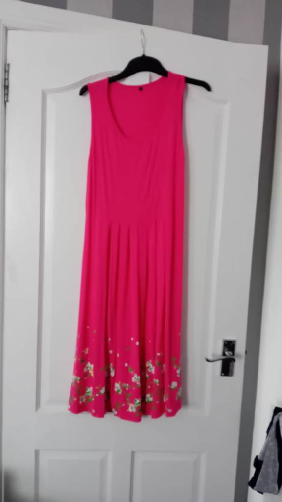 Lovely Pink Summer Dress with Floral Detail