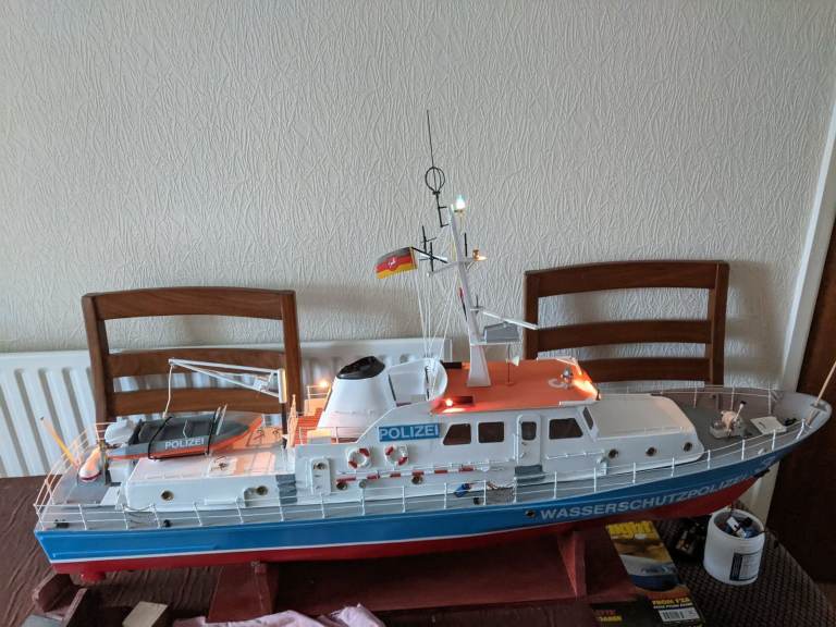 image for   Model 'Robbie' police boat