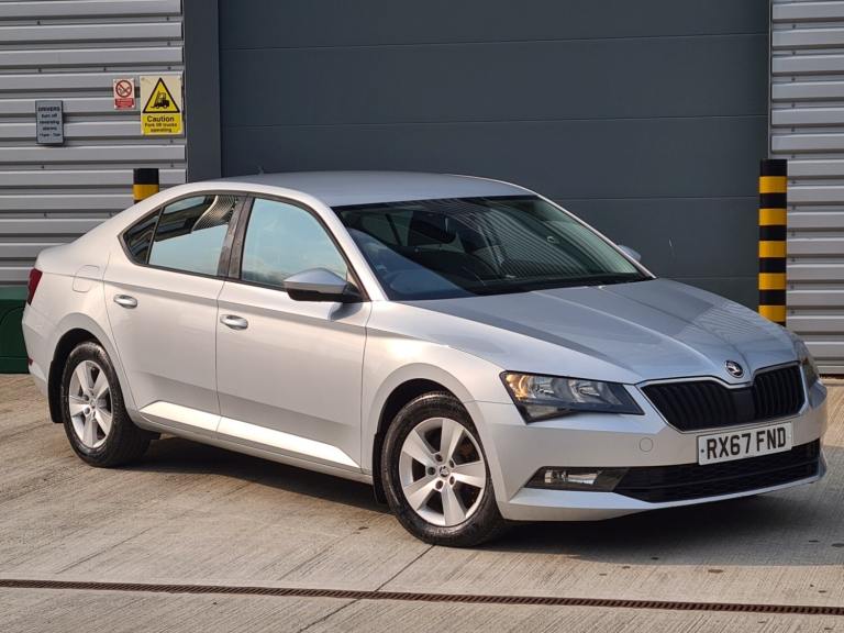 2017 Skoda Superb 1.6 TDI CR S 5dr *LOW MILEAGE* F.S.H/2KEYS HATCHBACK Diesel Manual