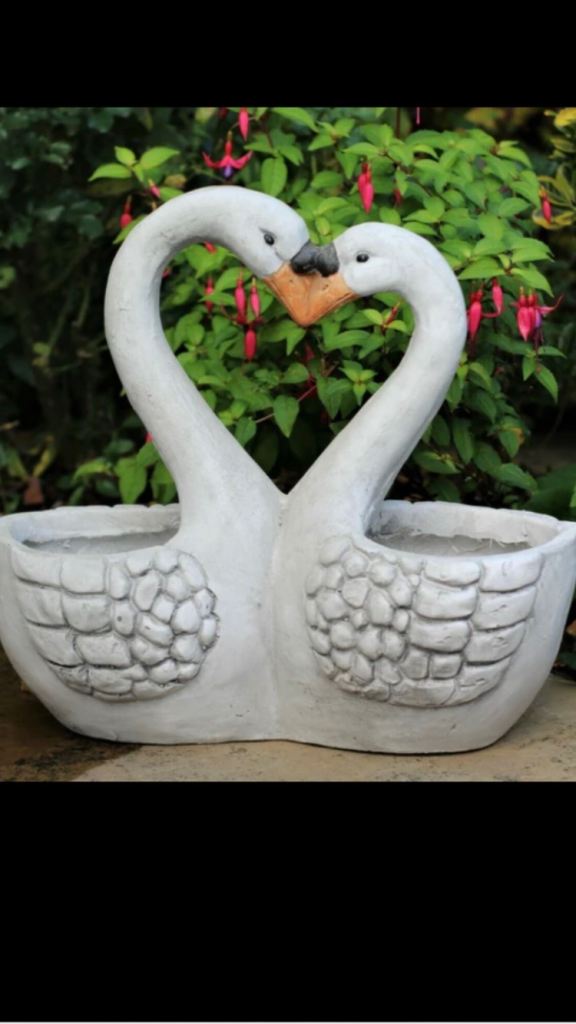 Garden patio ornament garden planter 