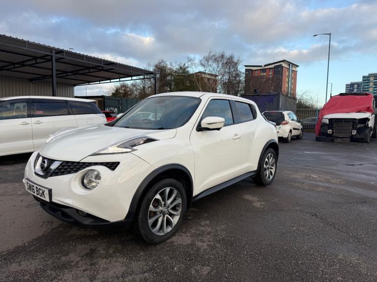 2016 Nissan Juke 1.2 DiG-T Tekna 5dr HATCHBACK Petrol Manual