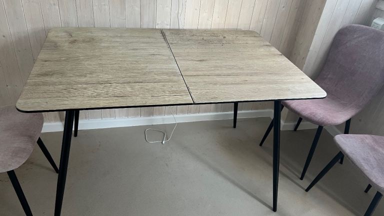 Extendable Dining Table with Grey Wood Effect Top