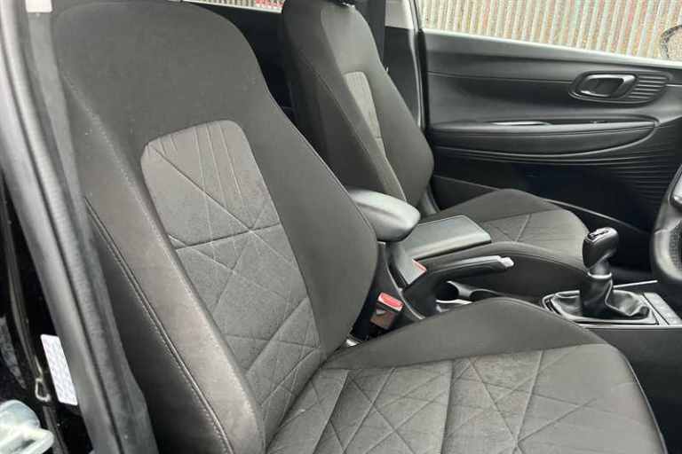 2023 Hyundai BAYON 1.0 TGDi [120] 48V MHEV Premium 5dr HATCHBACK PETROL Manual