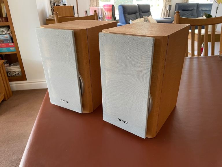 Sony SS-CMD373 Speakers - Stereo Pair, Good Condition