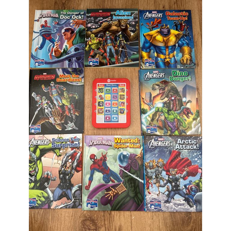 Marvel Avengers superheroes - electronic reader with 8 book library