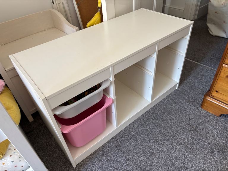 White Storage Unit / Bookcase – Good Condition