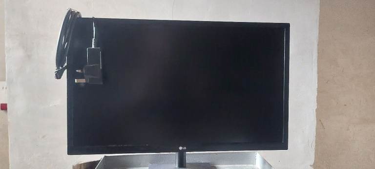 LG 24" inch monitor 24MK430H