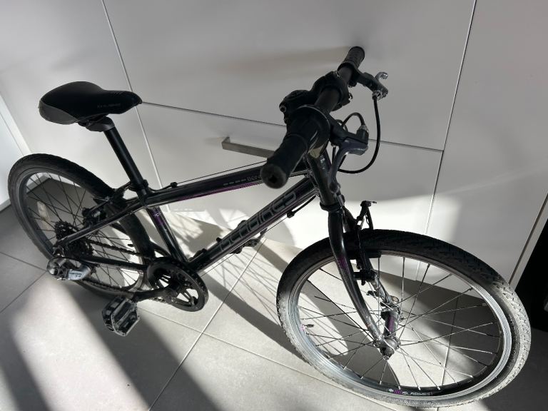 Islabike Beinn 20 (small) kid's bike - collection N4