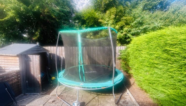 Trampoline 