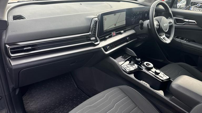 2025 Kia Sportage 1.6T GDi 207hp HEV Hybrid 3 5dr Auto with Nav  Rea Hybrid