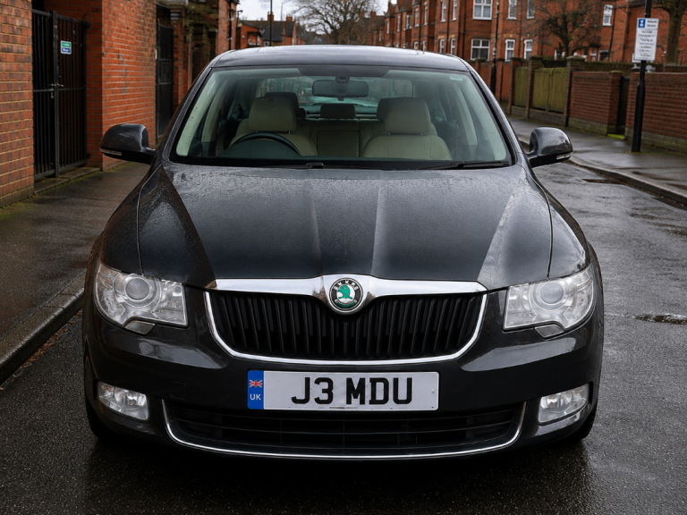 Skoda, SUPERB, Hatchback, 2009, Semi-Auto, 1968 (cc), 5 doors