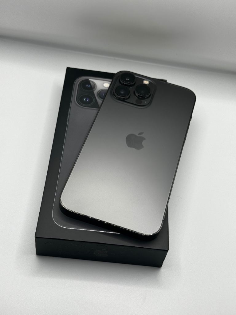 PRISTINE: Apple iPhone 13 Pro Max, 128gb, Black (UNLOCKED)