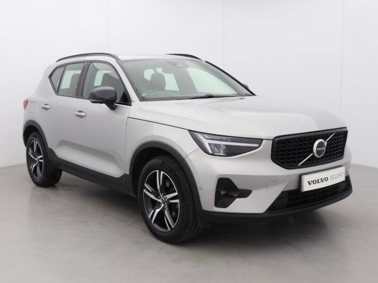 VOLVO XC40 2.0 B3P Plus Dark 5dr Auto