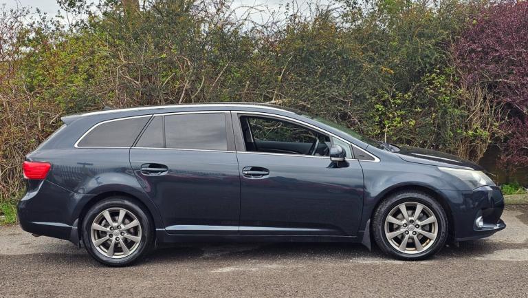 2012 Toyota Avensis 2.0 D-4D T4 5dr ESTATE Diesel Manual