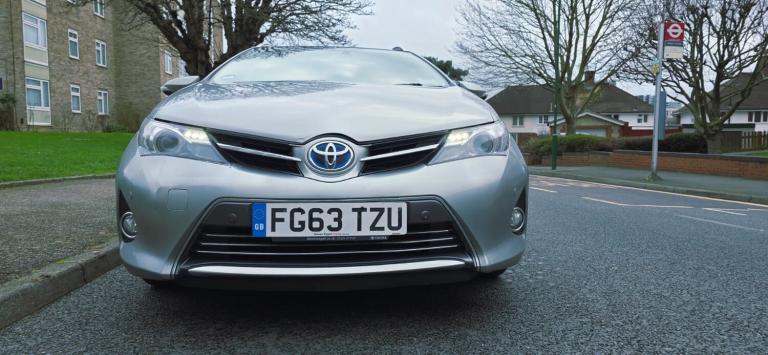 2013 Toyota Auris 1.8 VVT-h Excel Touring Sports 5dr Petrol Hybrid CVT Euro 5