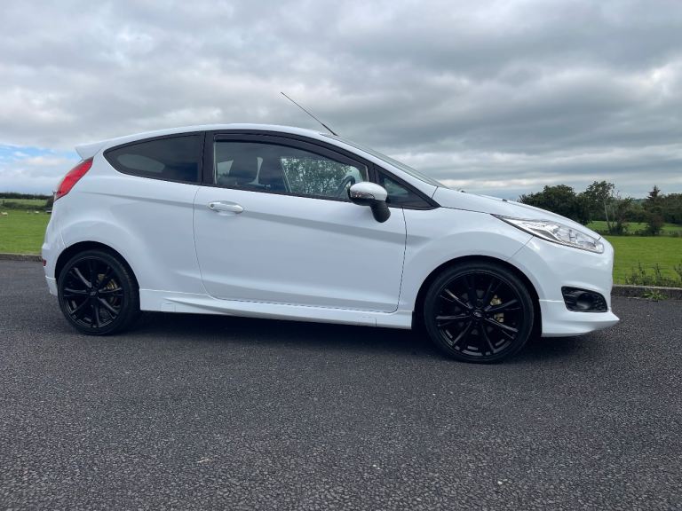 Ford, FIESTA, Zetec S tdci (rare model with factory bodykit/spoilers) , 2016, Manual, 1498 (cc)