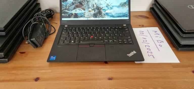 2023 £1699 PHOTOSHOP LIGHT GAMING CAD EDITING 14" laptop core i7 32GB RAM 512GB NVIDIA GRAPHICS 05