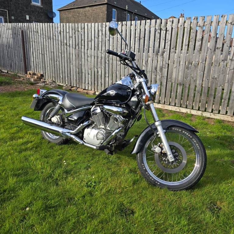 Suzuki, INTRUDER, 2007, 124 (cc)