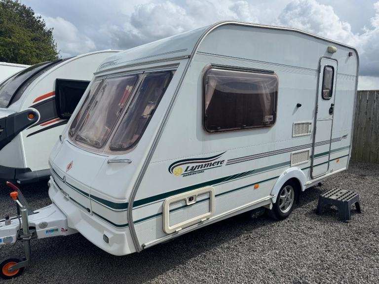 Swift Lynmere 420 2002