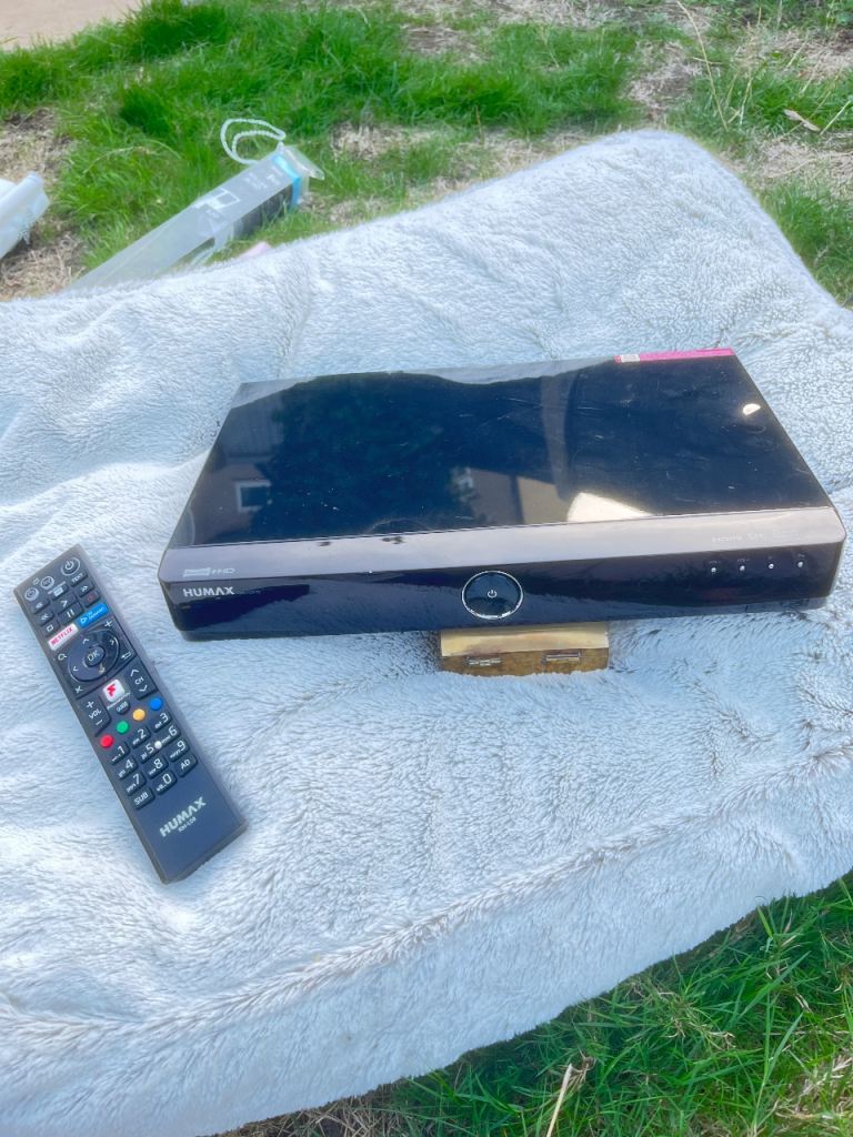 Humax Set-Top Box with Remote – Good Condition
