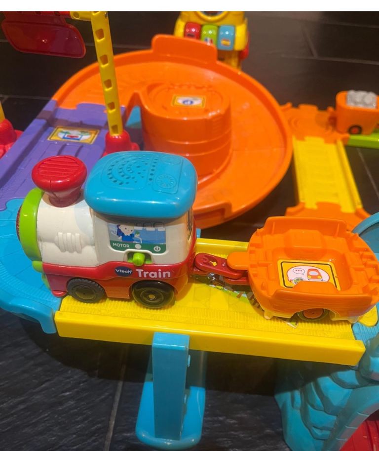 Toot toot drivers train station with train