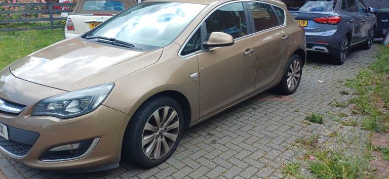 Vauxhall, ASTRA, Hatchback, 2013, Manual, 1598 (cc), 5 doors