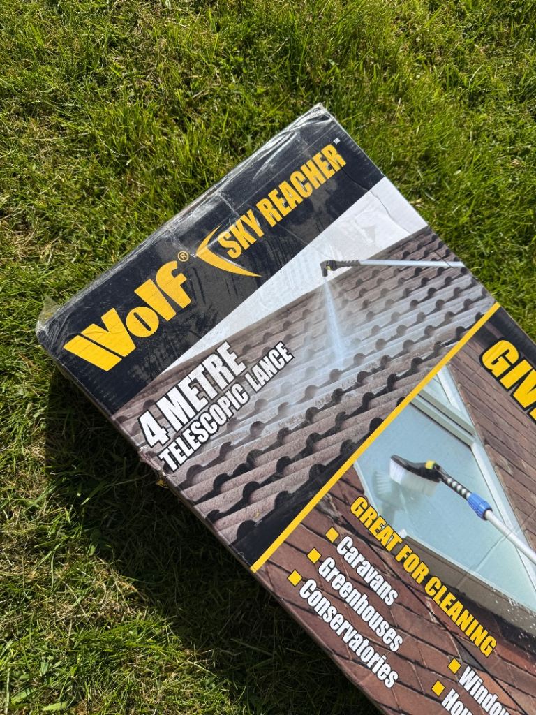 Wolf Telescopic Window Cleaner 4Mtr Sky Reacher  