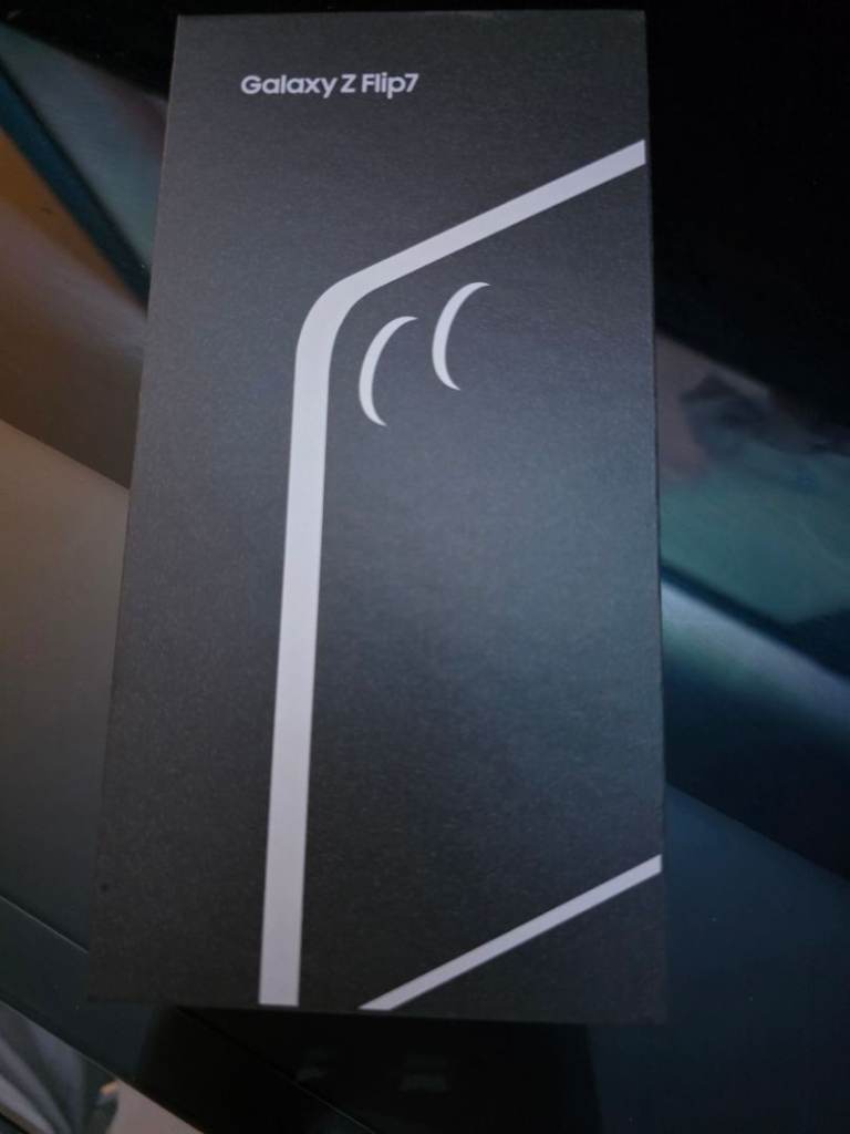 Samsung galaxy flip 7
