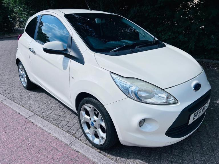 Ford, KA, Hatchback, 2011, Manual, 1242 (cc), 3 doors