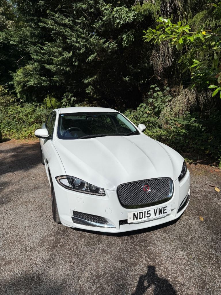 Jaguar XF luxury 2.2d white
