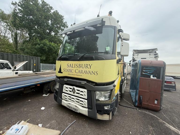 Renault Truck caravan transportation open to offers need to make space 