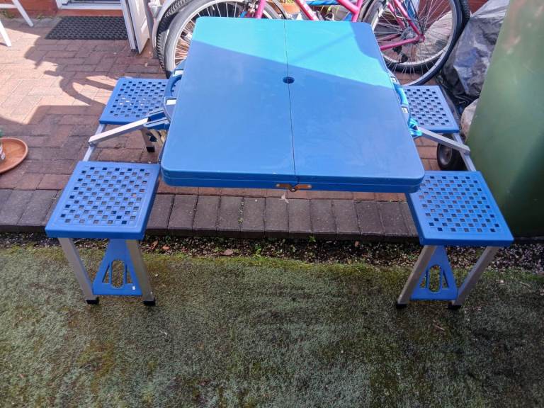 Camping table
