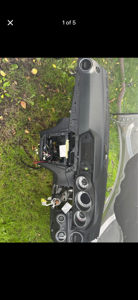 Mercedes Benz AMG estate 2013 dash board