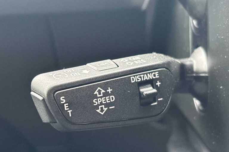 2025 Audi Q4 e-tron 210kW 45 82kWh S Line 5dr Auto [Leather] SUV Electric Automatic