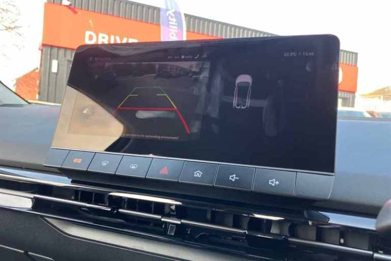 2025 MG MG4 49kWh SE Hatchback 5dr Electric Auto (170 ps) Hatchback Electric Automatic