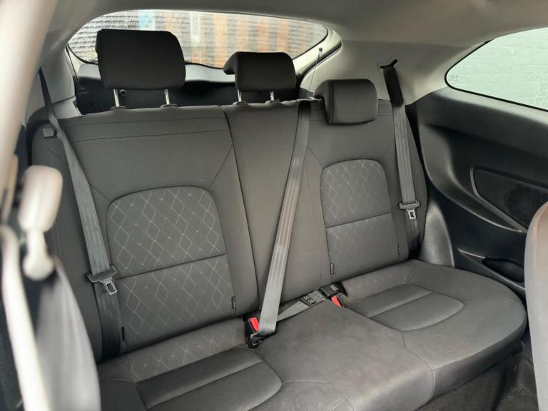 2015 Kia Rio 1.25 SR7 Euro 6 3dr HATCHBACK Petrol Manual