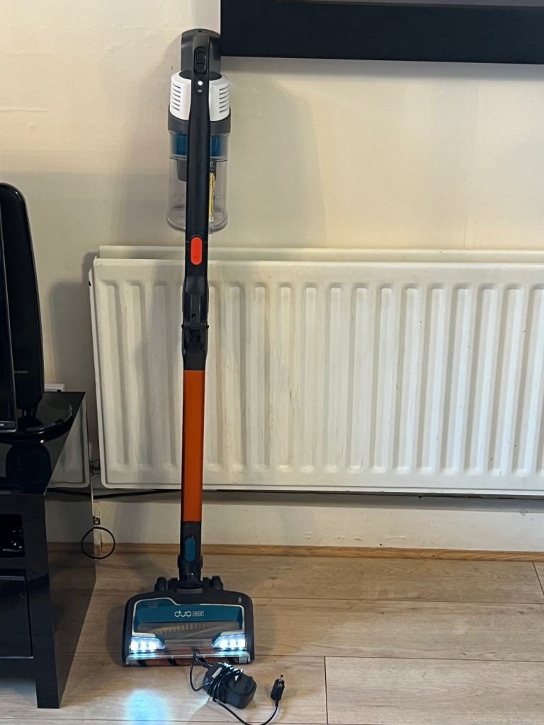 image for Shark Led Light/Animal/Multi Floor/Up Right Cordless Vacuum Cleaner 