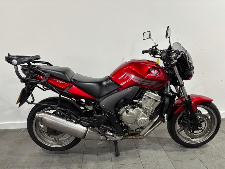 2008 Honda CBF600, Heated Grips, USB Socket, Full Givi Luggage Frames