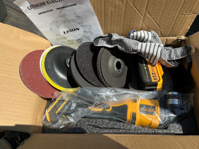 New 21V 4-1/2" Cordless Angle Grinder with Accessories